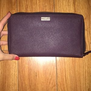 KATE SPADE ♠️ Wallet/Clutch in Deep Plum